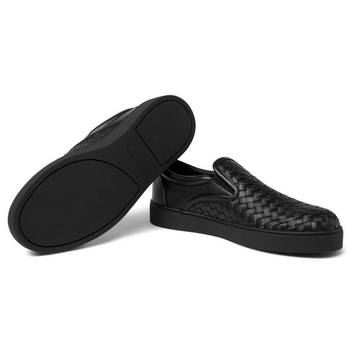 Bottega VenetaShoes - Bottega Veneta Intrecciato Leather Dodger Sneakers - 548205 VV351 1000 - Ask Me Wear
