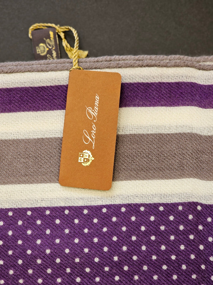 Loro PianaAccessories - Scarves - Loro Piana Women Scarf - Carre Vacanze Romane - 70% Cashmere - FAF8685 - Ask Me Wear