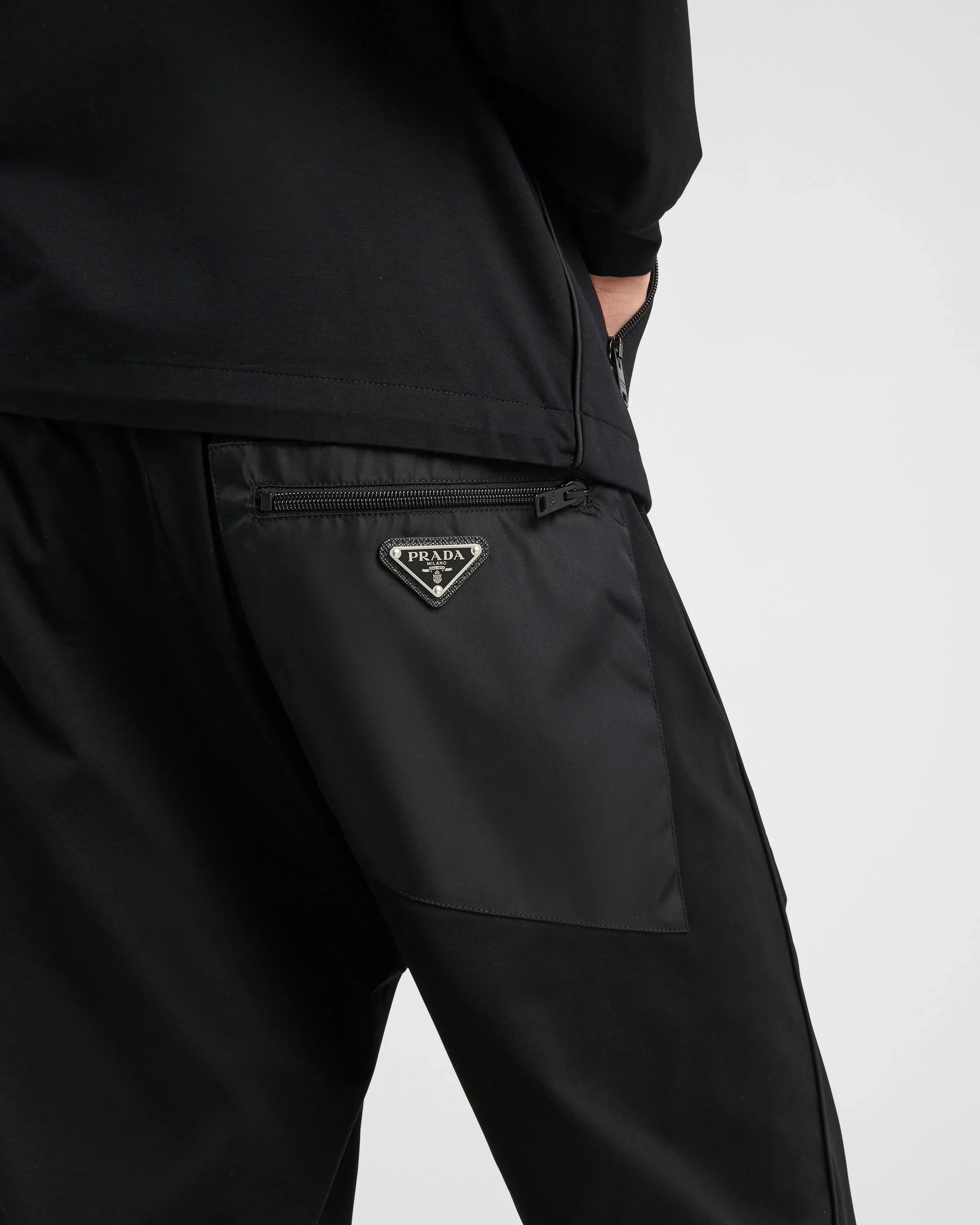 Men's Designer Pants On Sale - Italian Tailoring & Premium Fabrics at Outlet Prices Up to 60% Off