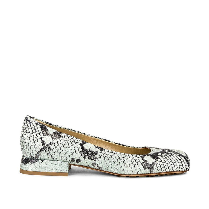 Bottega Veneta Bicolor Calfskin Ballet Flats by Bottega Veneta outlet now on sale