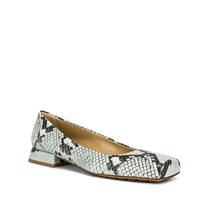 Bottega Veneta Bicolor Calfskin Ballet Flats by Bottega Veneta outlet now on sale
