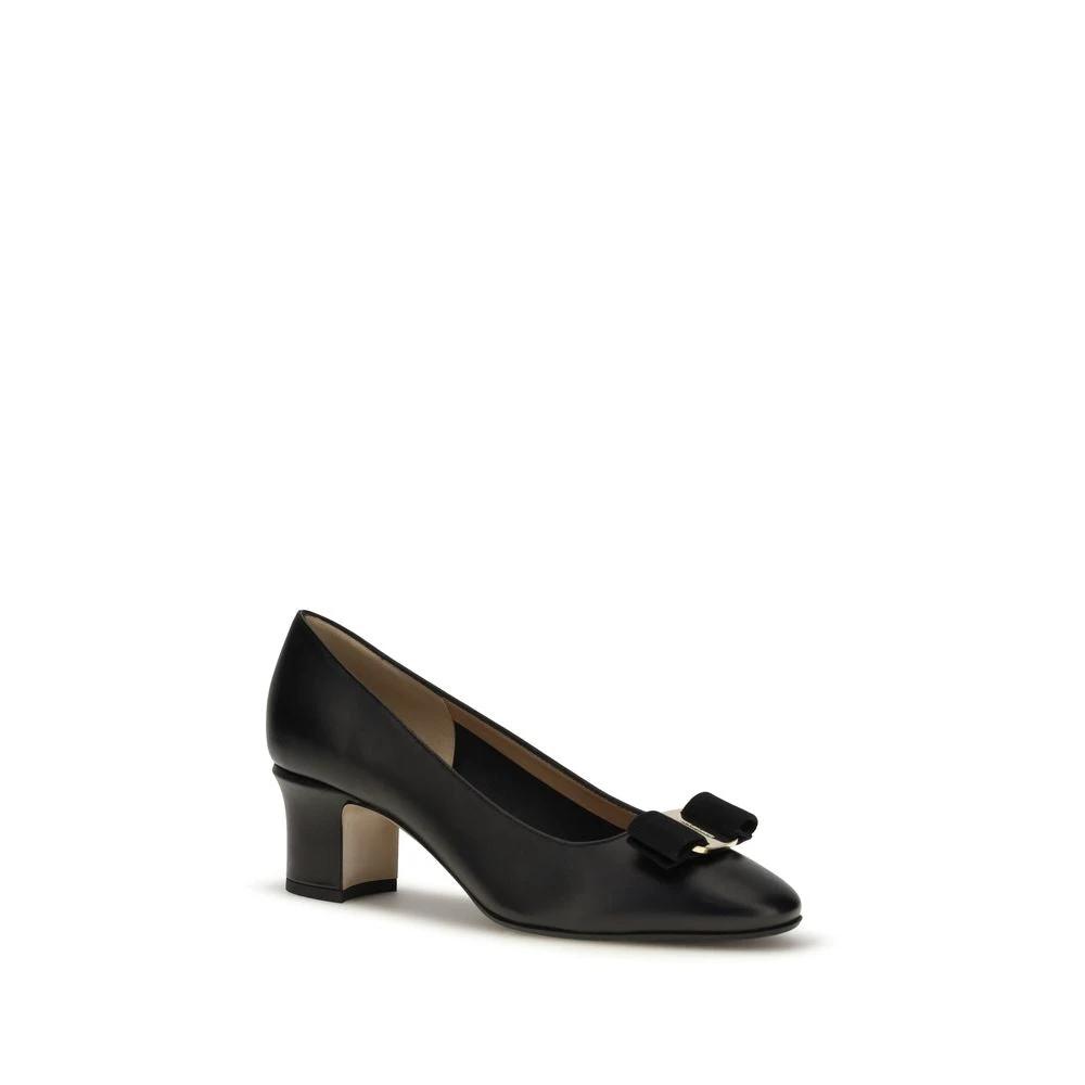 Ferragamo Sample Sale Ferragamo Black Calf Leather Bos Taurus High Heel Pumps - | Designer outlet