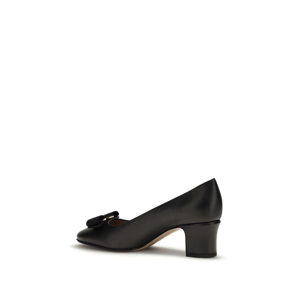 Ferragamo Sample Sale Ferragamo Black Calf Leather Bos Taurus High Heel Pumps - | Designer outlet