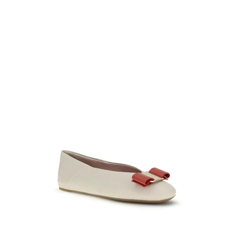 Ferragamo Sample Sale Ferragamo White Calf Leather Bos Taurus Ballet Flats - | Designer outlet