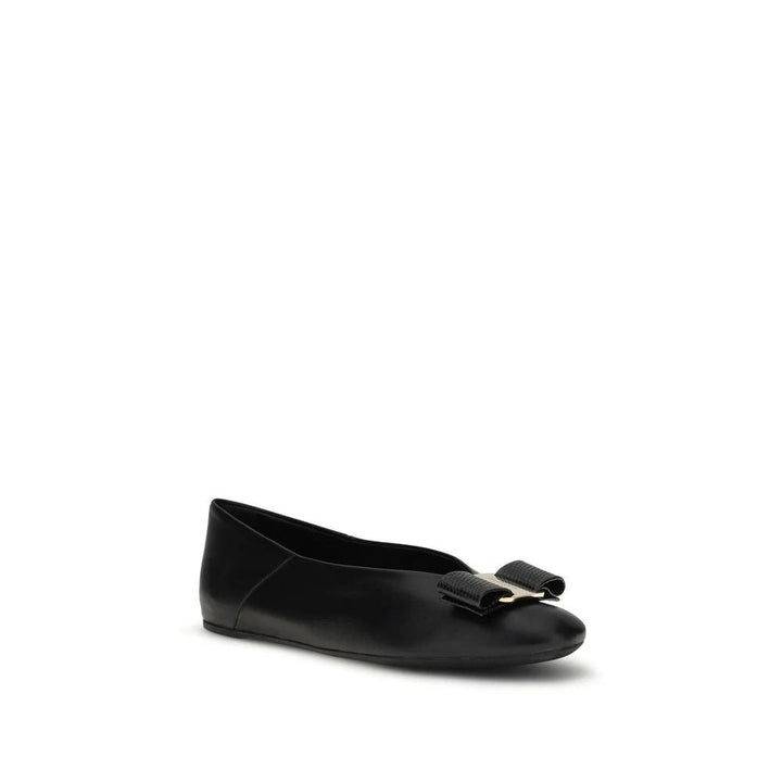 Ferragamo Sample Sale Ferragamo Black Calf Leather Bos Taurus Ballet Flats - | Designer outlet