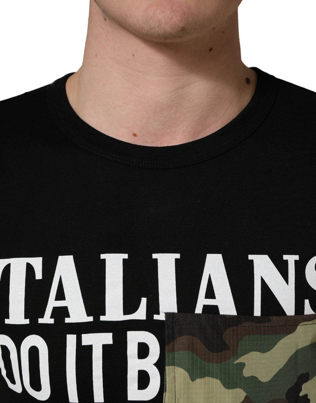 Dolce &amp; Gabbana Sample Sale Dolce &amp; Gabbana Black Italians Do It Better Camo Pocket Men T-shirt - | Designer outlet