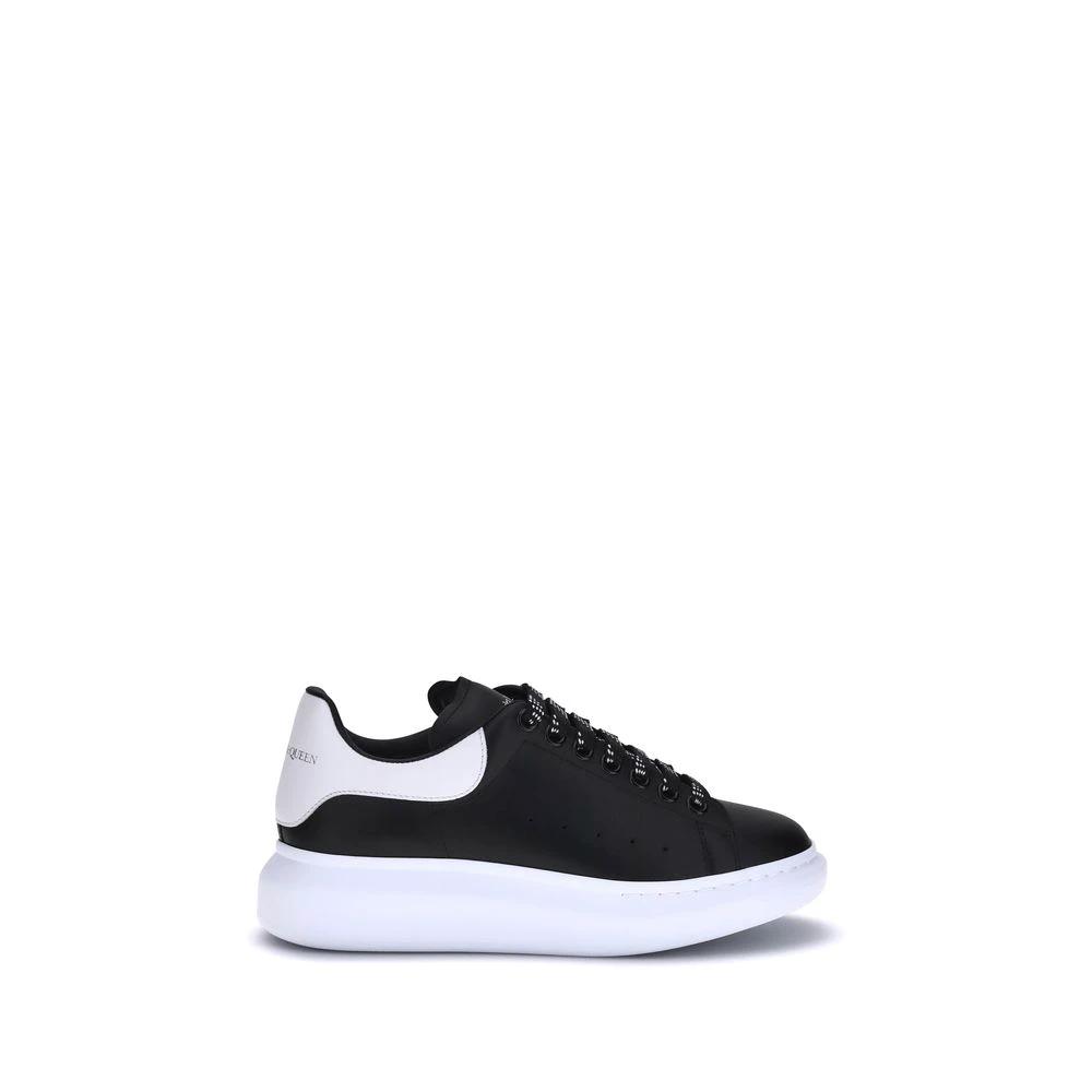 Alexander McQueen Sample Sale Alexander McQueen Black Calf Leather Bos Taurus Platform Sneakers - | Designer outlet