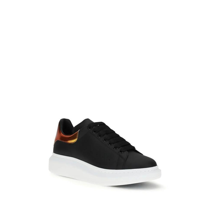 Alexander McQueen Sample Sale | Alexander McQueen Black Calf Leather Bos Taurus Platform Sneakers - | Designer outlet