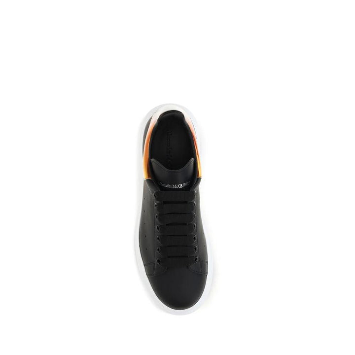 Alexander McQueen Sample Sale | Alexander McQueen Black Calf Leather Bos Taurus Platform Sneakers - | Designer outlet