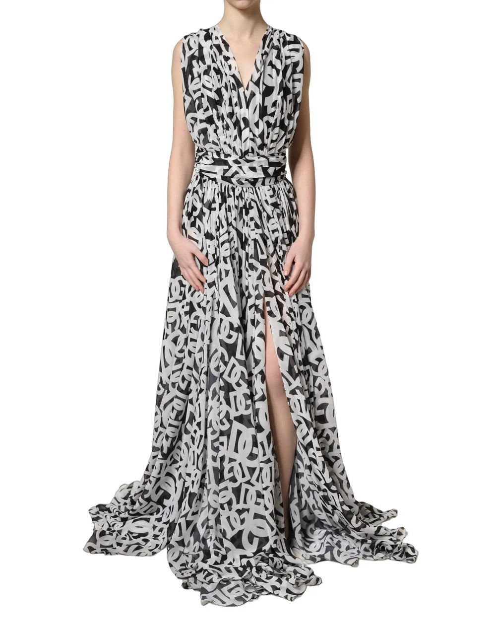 Dolce & Gabbana Sample Sale | Dolce & Gabbana Black White Logo Sleeveless Floor Length Maxi Dress - | Designer outlet
