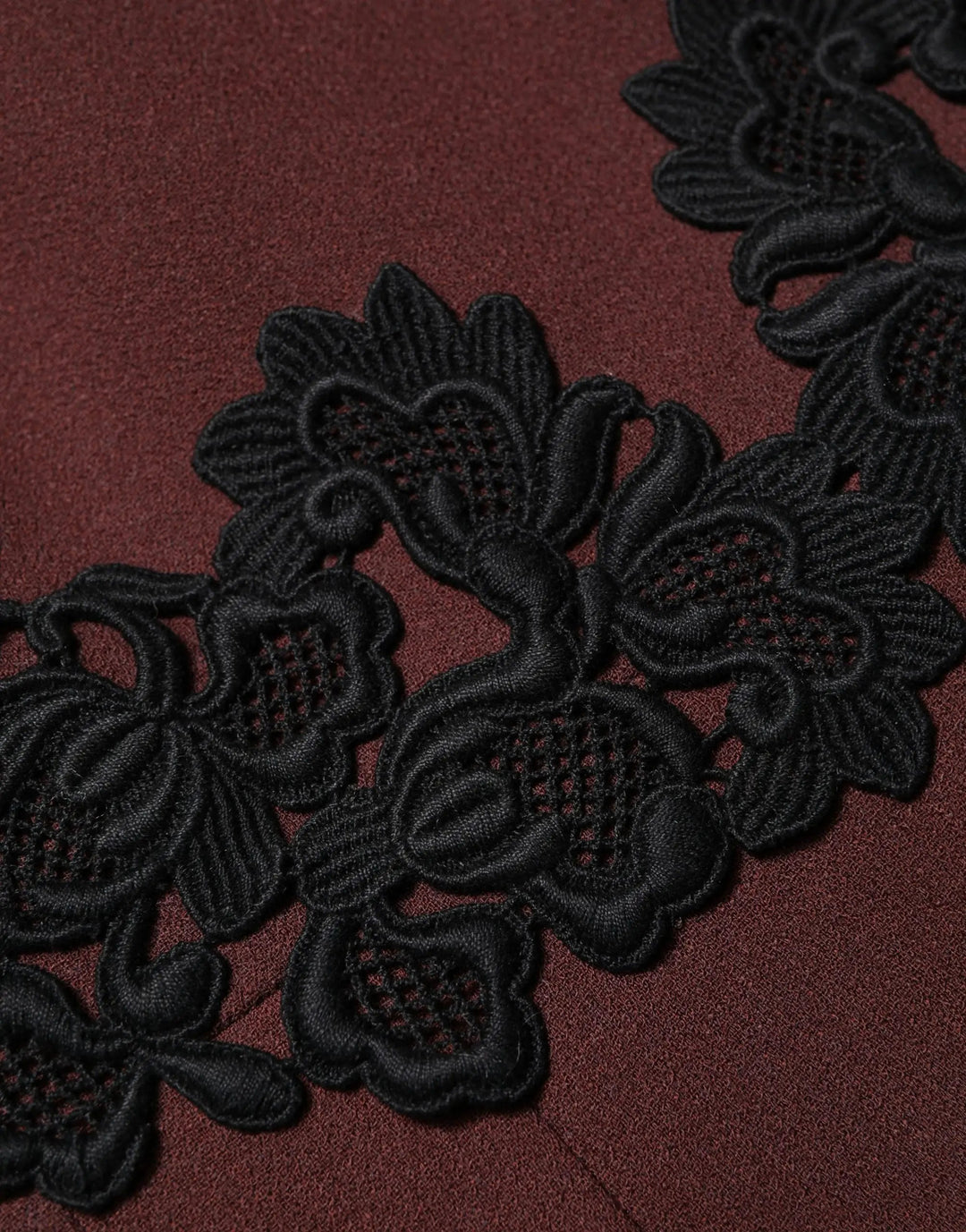 Dolce & Gabbana Sample Sale | Dolce & Gabbana Maroon Lace Sleeveless Knee Length Dress - | Designer outlet