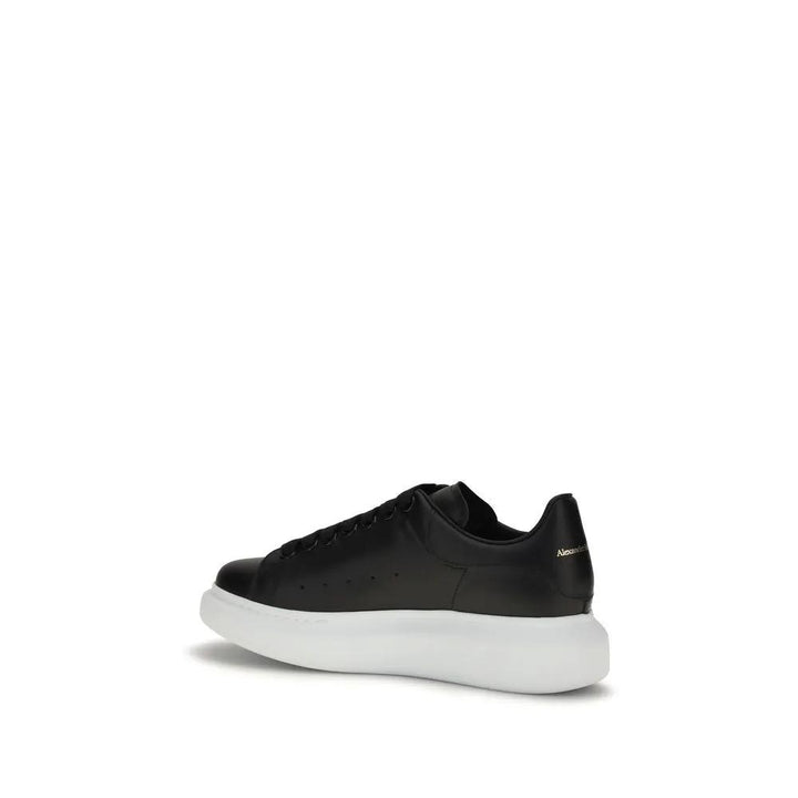Alexander McQueen Sample Sale | Alexander McQueen Black Calf Leather Bos Taurus Platform Sneakers - | Designer outlet