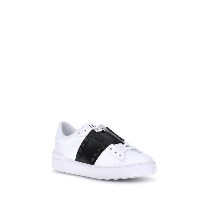 Valentino Garavani Sample Sale | Valentino Garavani White Calf Leather Bos Taurus Low Top Sneakers - | Designer outlet