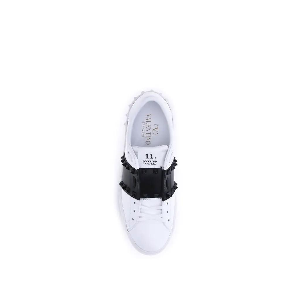 Valentino Garavani Sample Sale | Valentino Garavani White Calf Leather Bos Taurus Low Top Sneakers - | Designer outlet