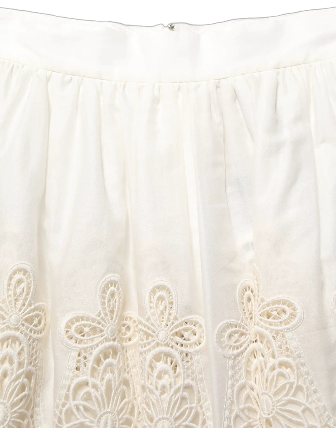 Dolce &amp; Gabbana White Floral Embroidered A-line Mini Skirt