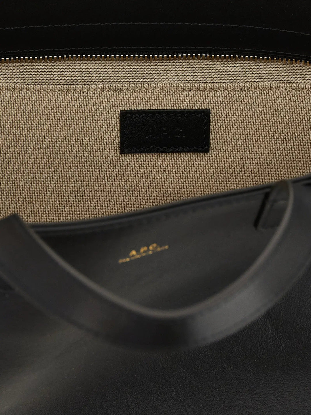 A.P.C. Sample Sale | A.P.C. Black Cowhide Tote Bag - | Designer outlet