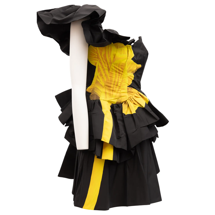Alexander McQueen Sample Sale | Alexander McQueen Black Dress with yellow details - | Designer outlet