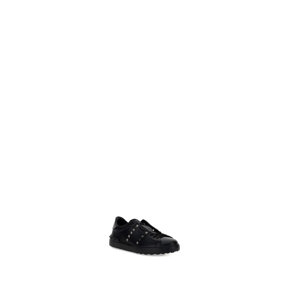 Valentino Garavani Sample Sale | Valentino Garavani Black Calf Leather Bos Taurus Athletic Sneakers - | Designer outlet