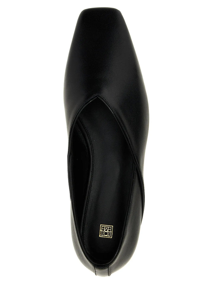 TOTEME Sample Sale | TOTEME Black Calfskin Ballet Flats - | Designer outlet