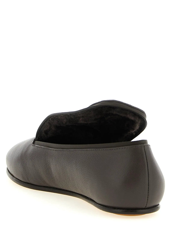 Kiko Kostadinov Sample Sale | Kiko Kostadinov Black Leather Slip-On Loafers - | Designer outlet