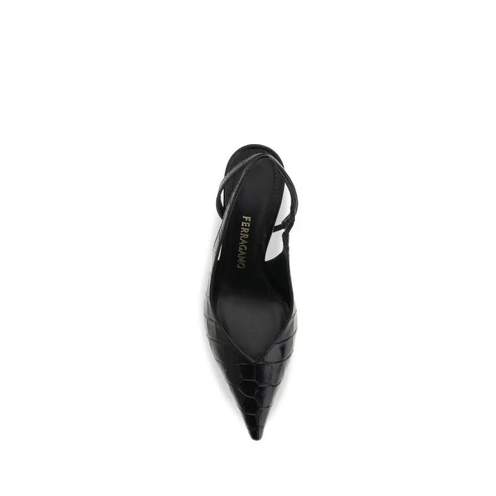 Ferragamo Sample Sale | Ferragamo Black Calf Leather Bos Taurus Pumps - | Designer outlet