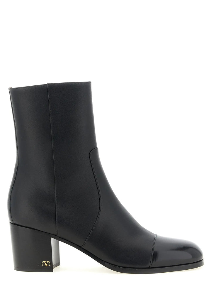 Valentino Garavani Sample Sale | Valentino Garavani Black Calfskin Ankle Boots - | Designer outlet