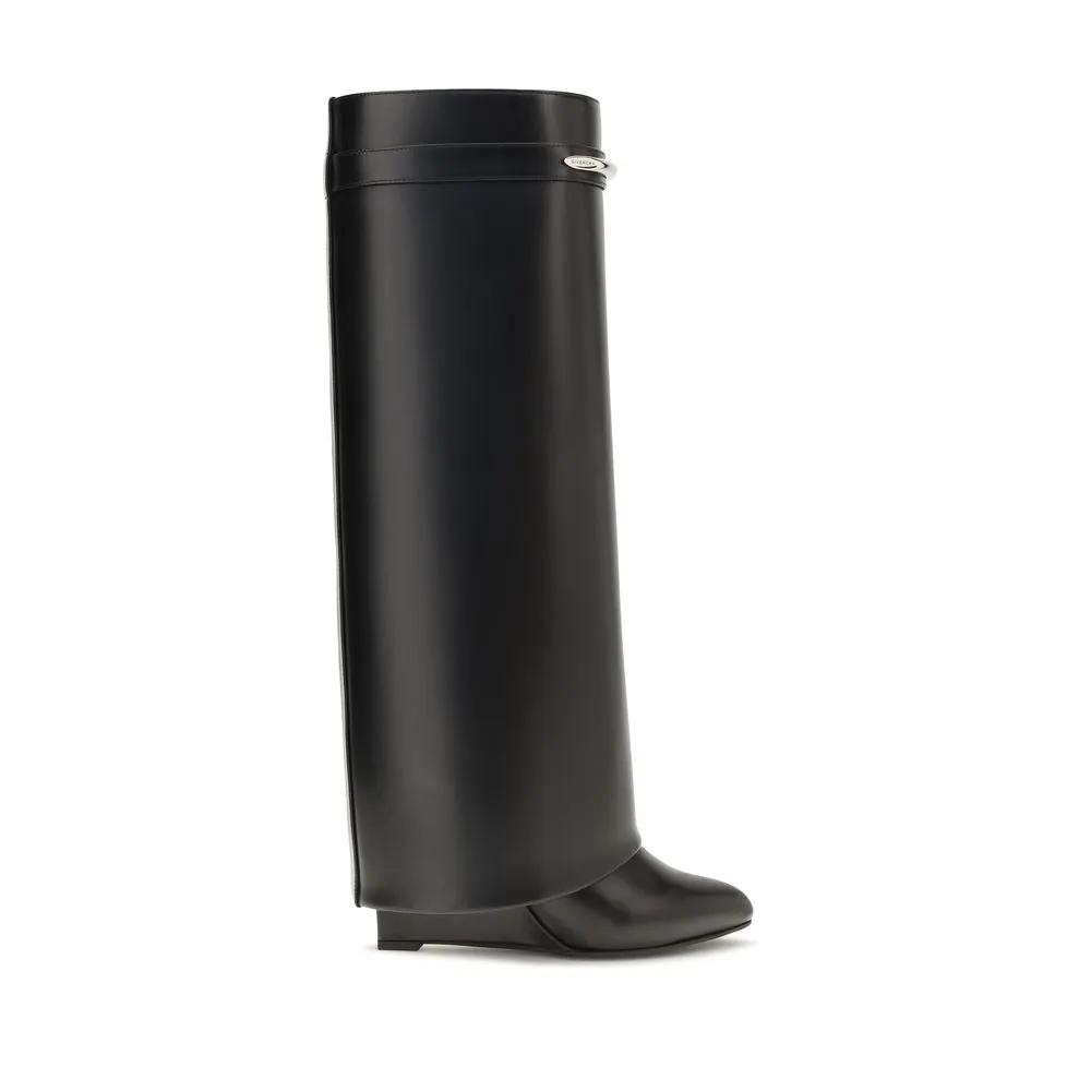 Givenchy Sample Sale | Givenchy Black Calf Leather Bos Taurus Boots - | Designer outlet
