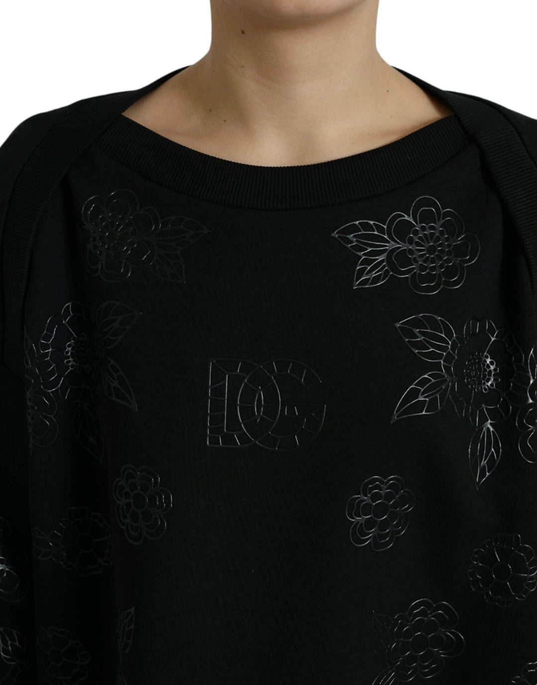 Dolce &amp; Gabbana Sample Sale Dolce &amp; Gabbana Black Pullover Floral Logo Applique Sweater - | Designer outlet
