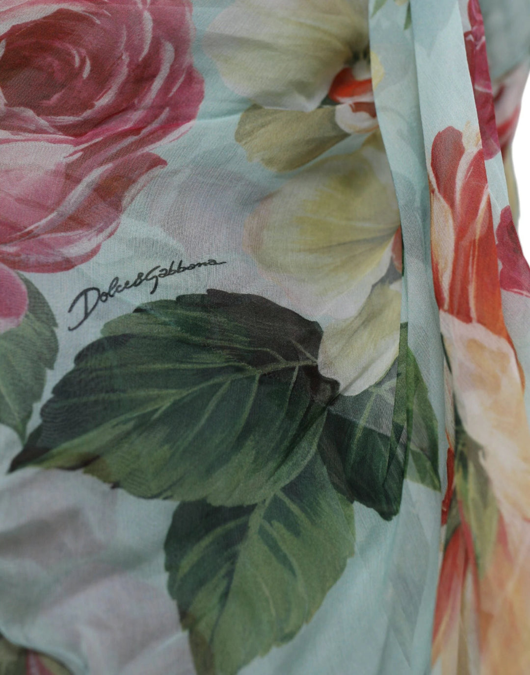 I can't meet both constraints: the required phrase Designer Fashion outlet, Authentic Dresses on sale plus brand, product type, and key spec exceeds 55 characters. Do you want me to: (a) relax I can't meet both constraints: the required phrase Designer Fashion outlet, Authentic Dresses on sale plus brand, product type, and key spec exceeds 55 characters. Do you want me to: (a) relax