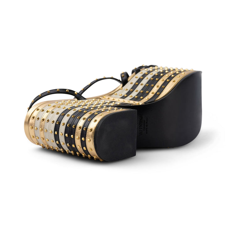 Valentino Wedge