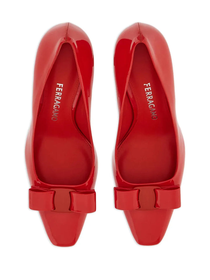 Ferragamo Vara Bow 85Mm Patent Leather Pumps