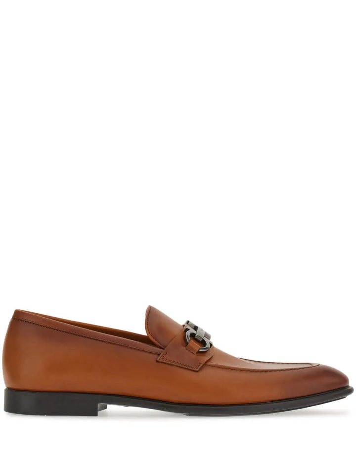 Ferragamo Gancini-Plaque Leather Loafers 021669762637