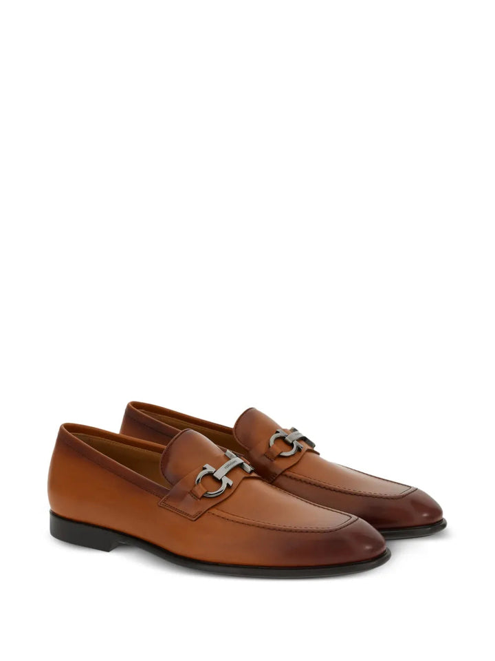 Ferragamo Gancini-Plaque Leather Loafers 021669762637