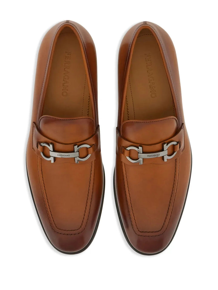 Ferragamo Gancini-Plaque Leather Loafers 021669762637