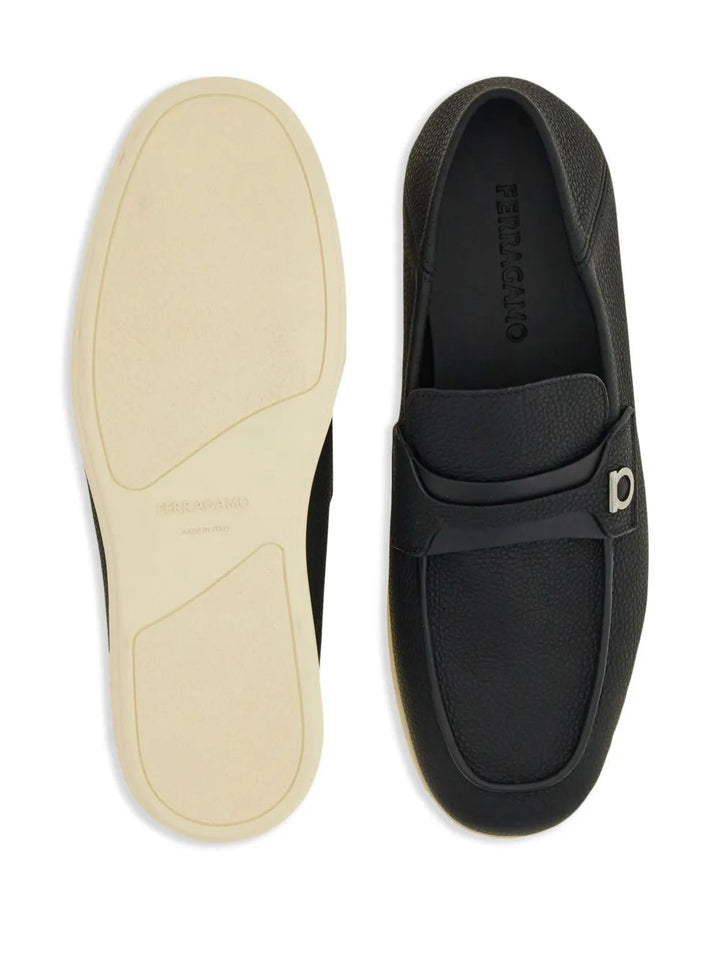 Ferragamo Gancini-Plaque Leather Loafers 021599768454