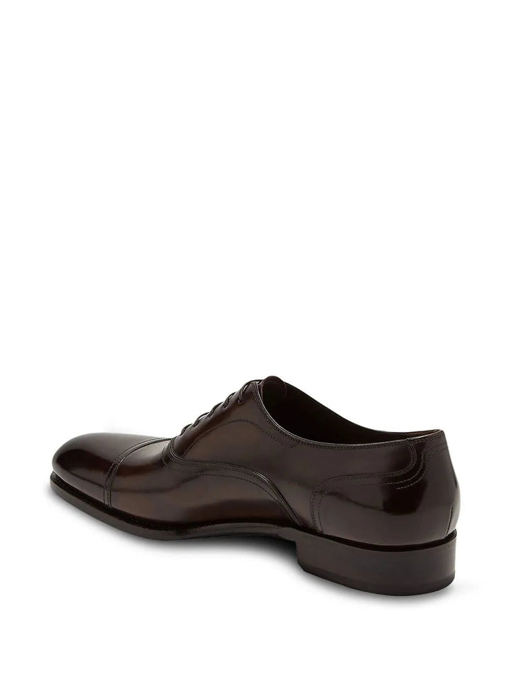 Ferragamo Gancini Leather Oxford Shoes in BROWN