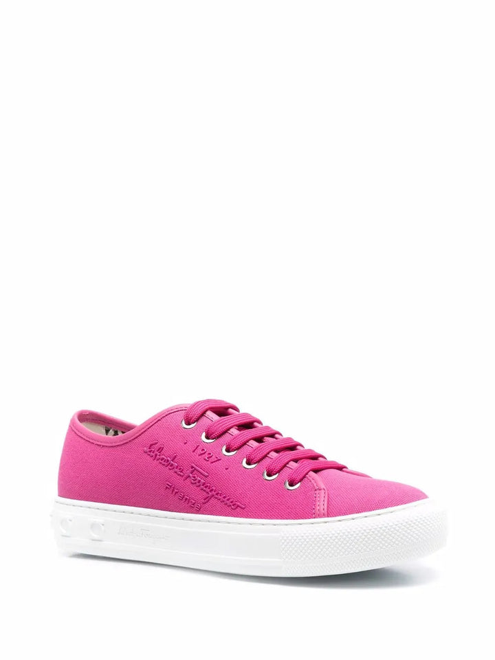 Ferragamo Logo-Embossed Low-Top Sneakers 030250751272