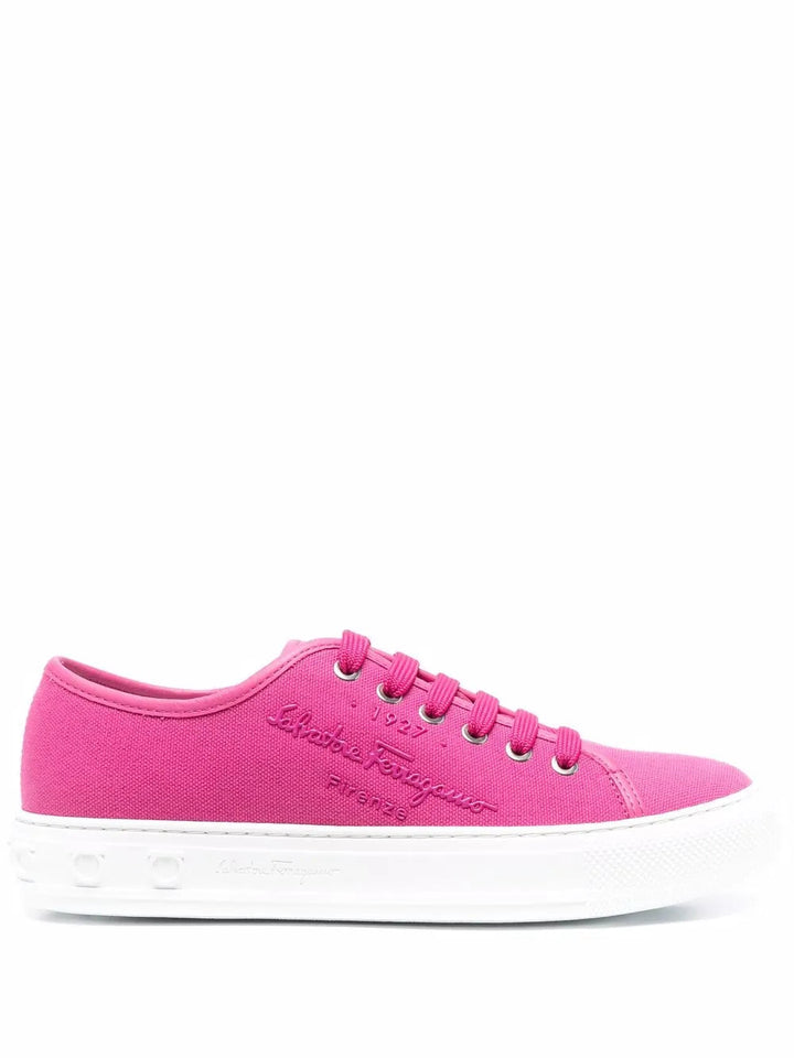 Ferragamo Logo-Embossed Low-Top Sneakers 030250751272