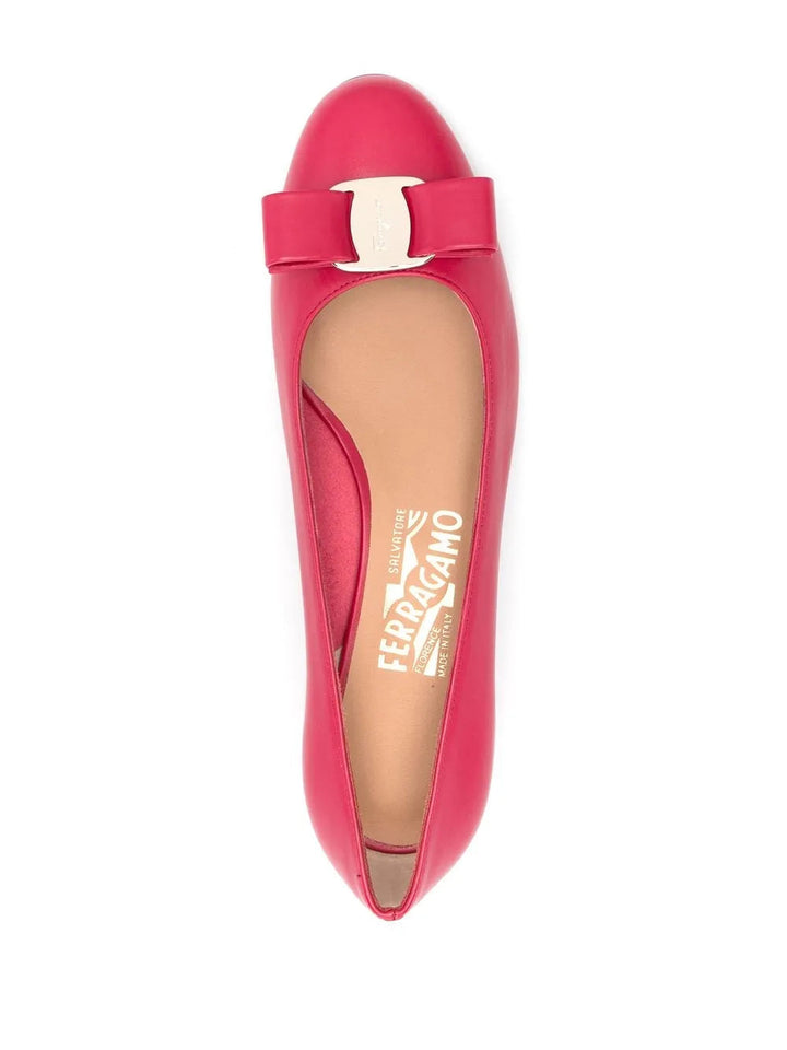 Ferragamo Vara-Bow Décolleté Pumps