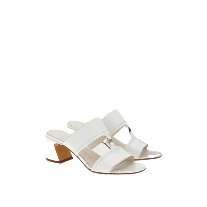 Sandalias de mujer Ferragamo Tot 55 blancas