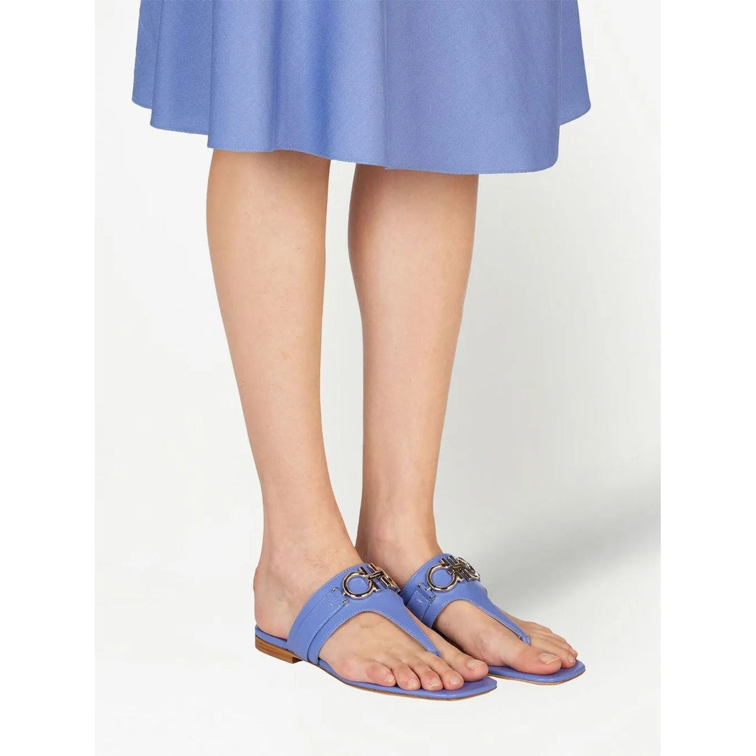 Ferragamo Gancini Leather Flat Sandals in BLUE