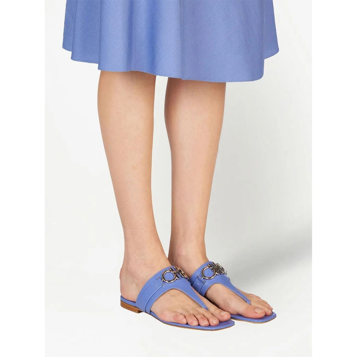 Ferragamo Gancini Leather Flat Sandals in BLUE