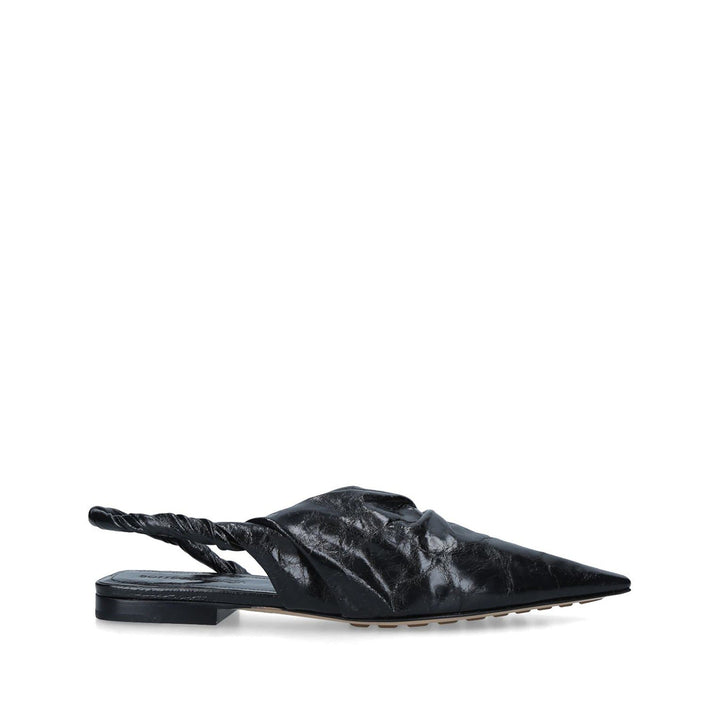 Bottega Vanetta Point Leather Sandals