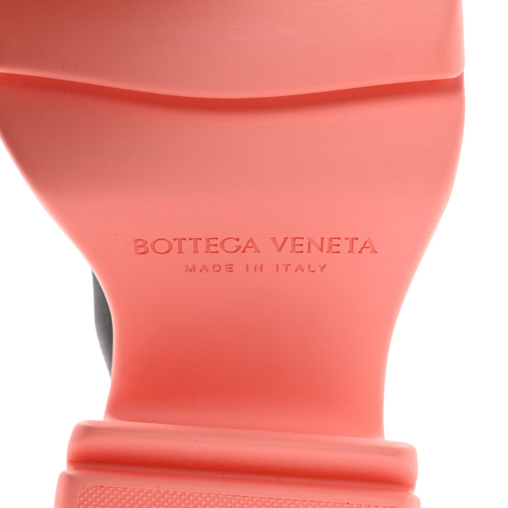 Bottega Veneta The Flash Chelsea Boots Black/Pink