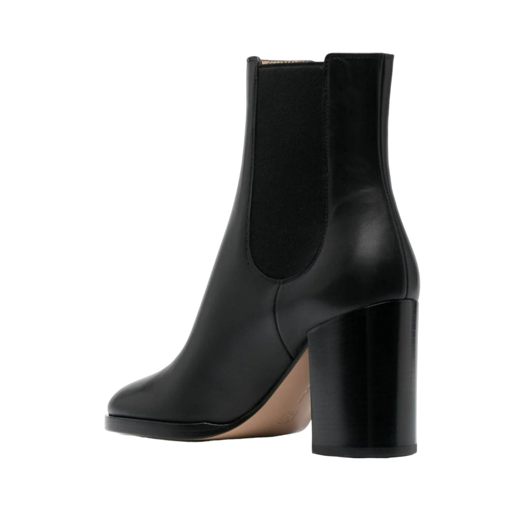 Bottega Veneta Leather Storm Chelsea Boots