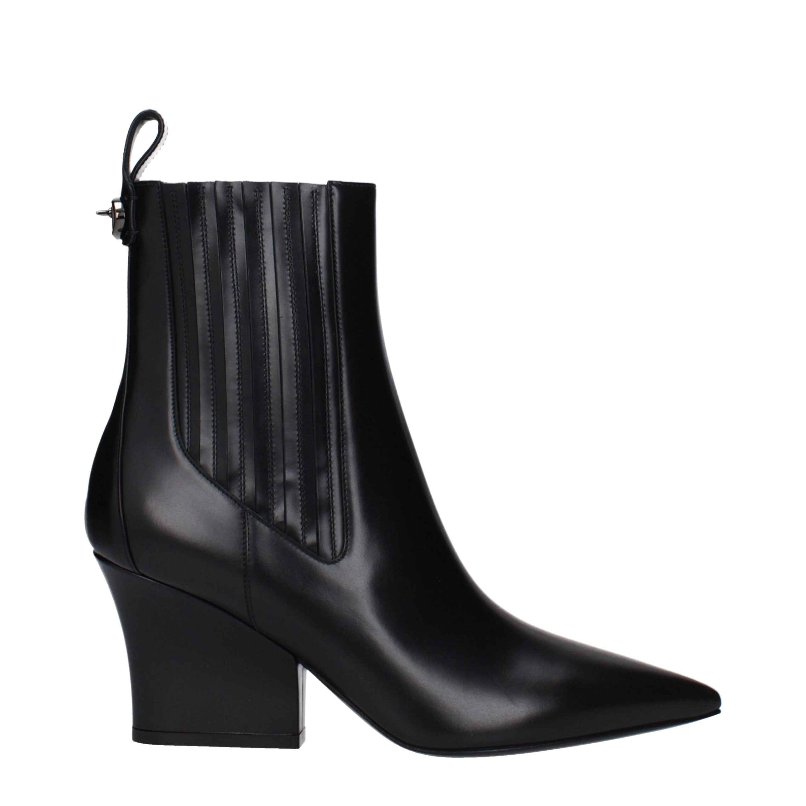 パーティーにも★VALENTINO GARAVANI ショートブーツ 限定SALE Valentino Garavani Sale – Designer Bags, Shoes, Jewelry