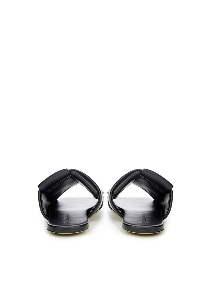 Bottega Veneta Elegant Black Leather Sandals