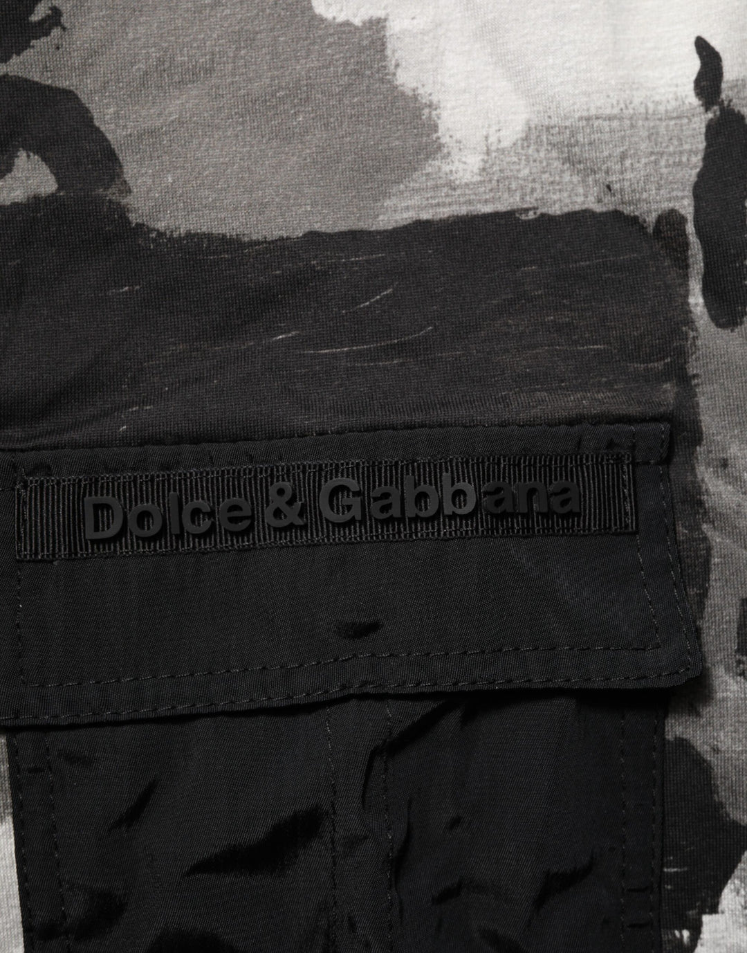 Dolce &amp; Gabbana Sample Sale Dolce &amp; Gabbana Multicolor Camouflage Men Short Sleeves T-shirt - | Designer outlet
