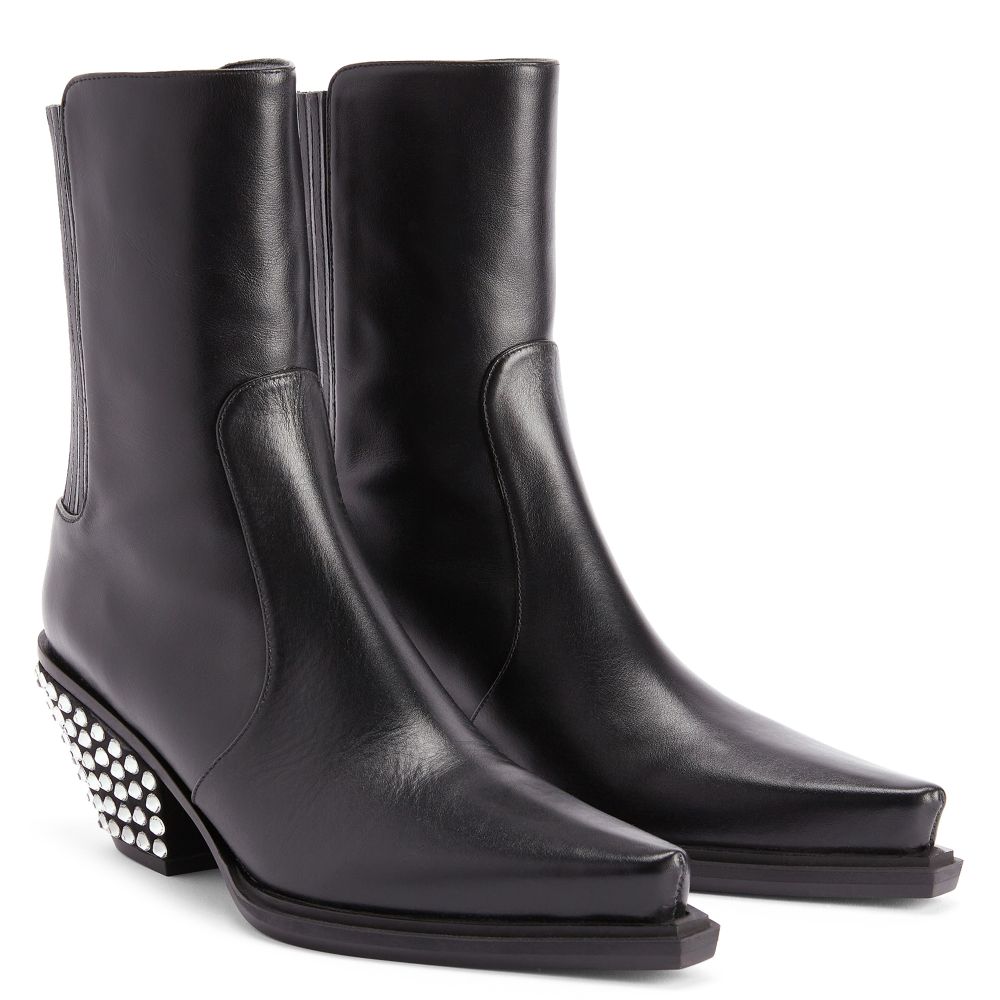 Shoes - Giuseppe Zanotti Yanhira Ankle Boots - 708480 I370021 - 40 - Ask Me Wear