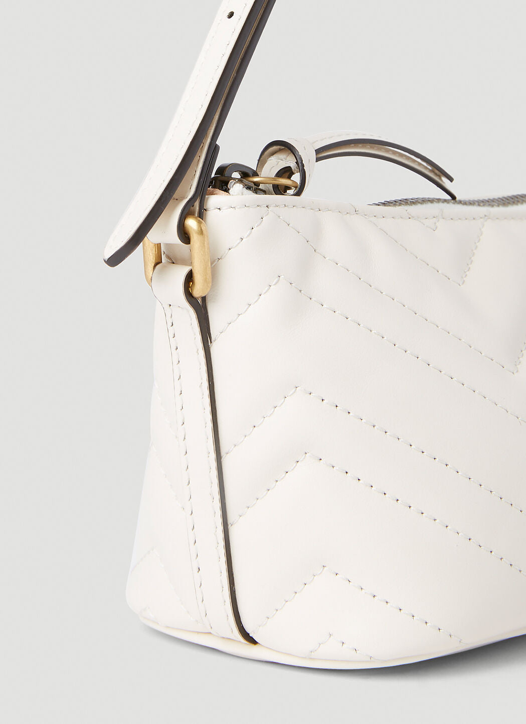 Gucci GG Marmont Small Shoulder Bag